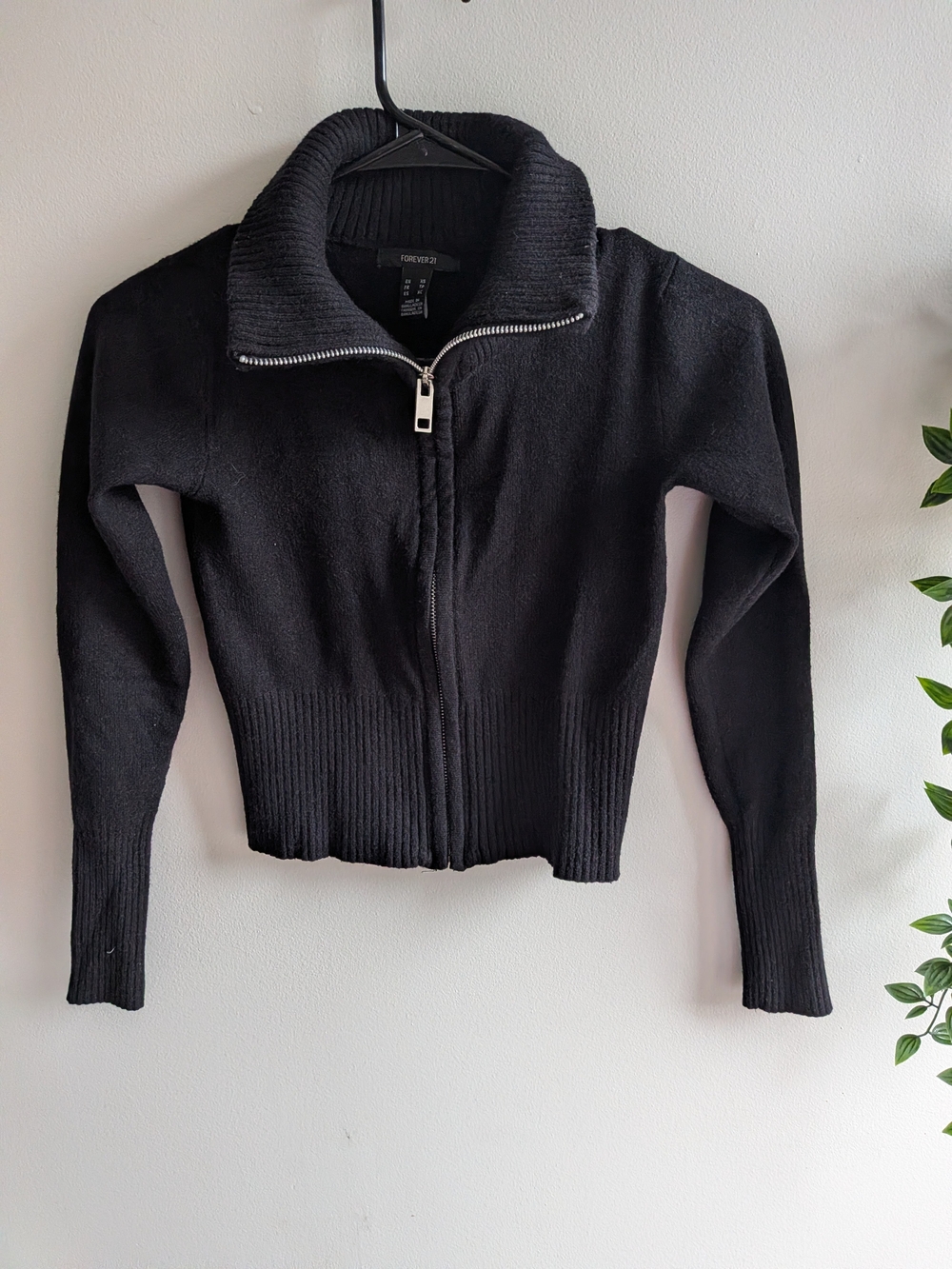 Forever 21 Black Ribbed Zip-Up Sweater Cardigan